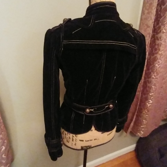 Jacket - Picture 4 of 4